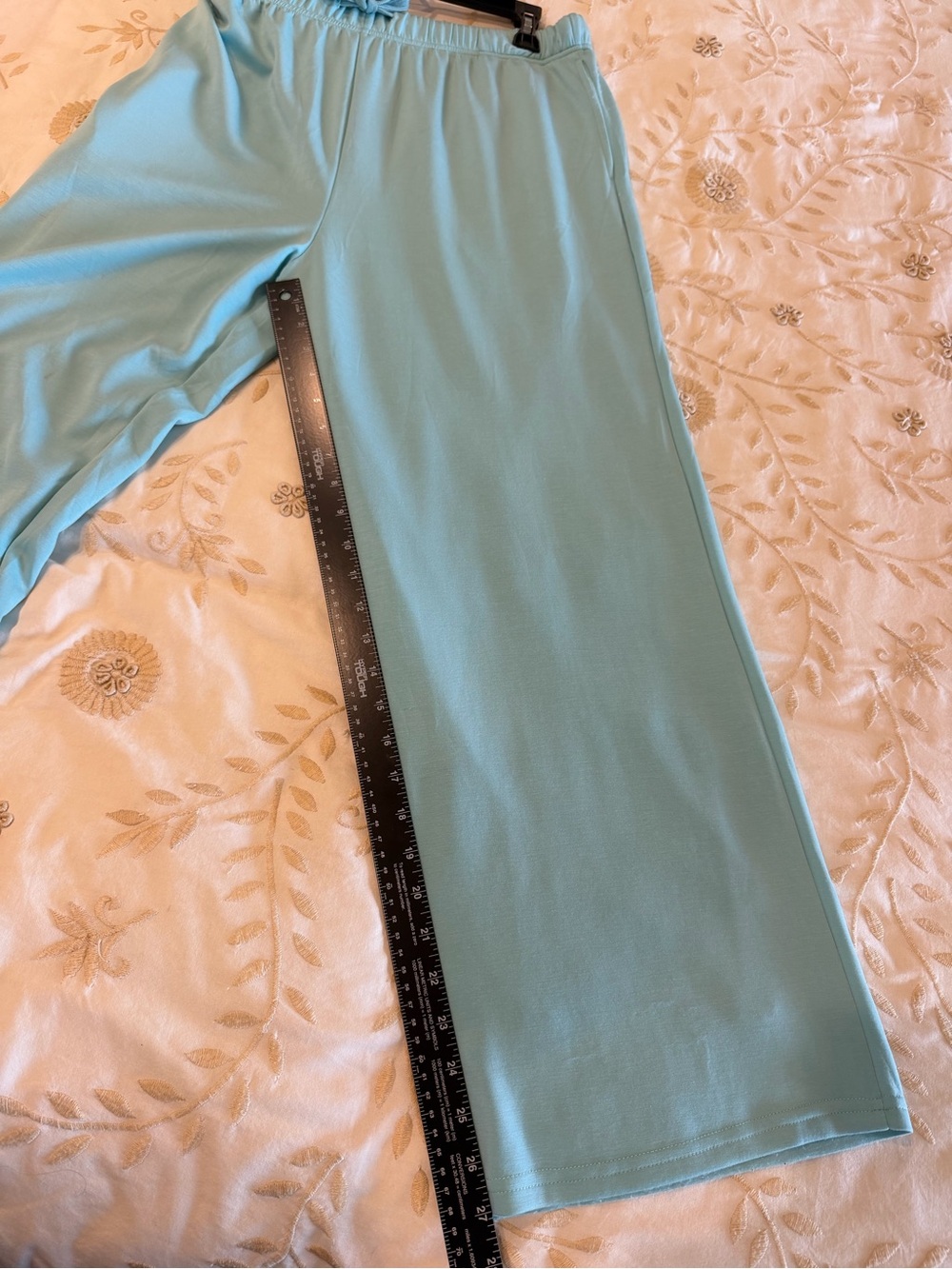 Light Aqua Sleeveless Top & Wide-Leg Lounge Pants Set - Picture 4 of 6